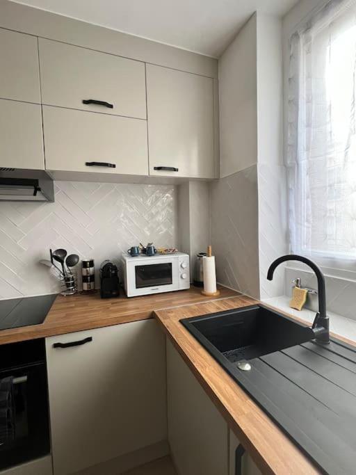 Ferienwohnung Proche De Paris, Parking Prive Le Kremlin-Bicêtre Exterior foto