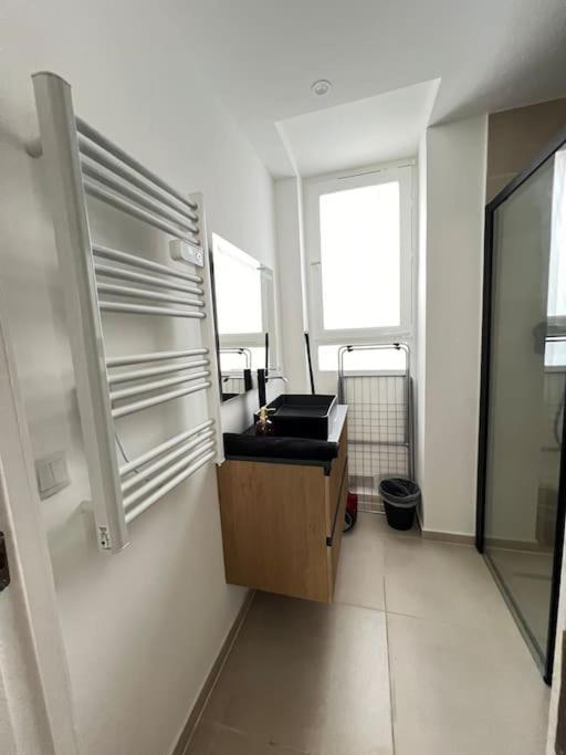 Ferienwohnung Proche De Paris, Parking Prive Le Kremlin-Bicêtre Exterior foto